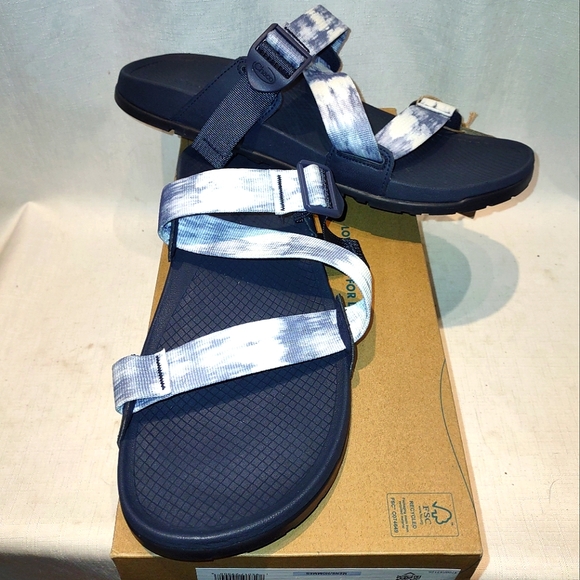 Chaco Blue and White Sporty Sandals